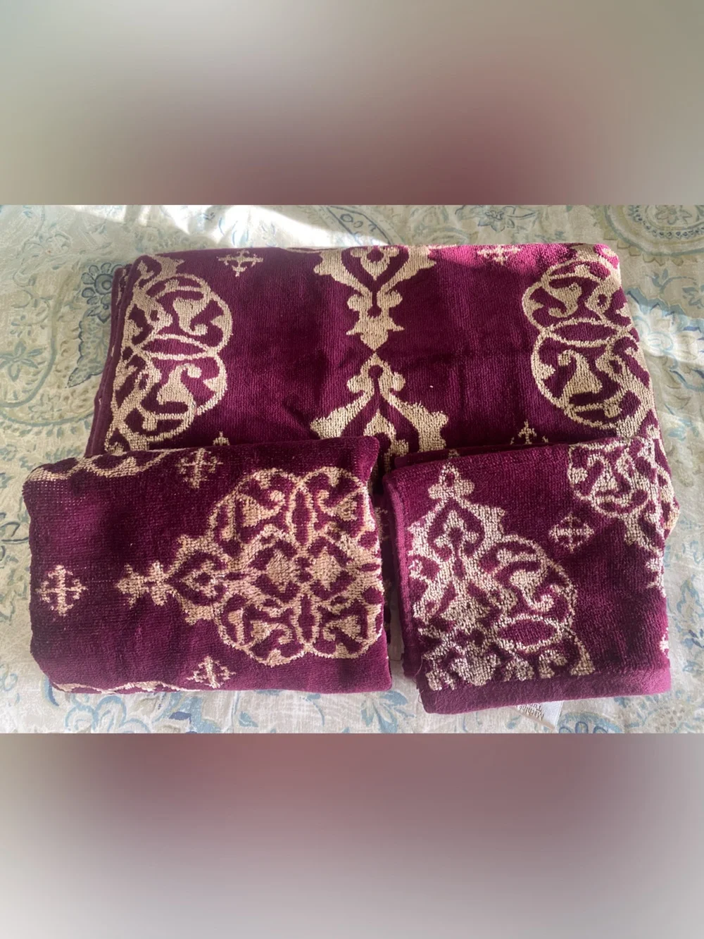 Plum and Cream Decorative Bath Towel Set - Home Bath